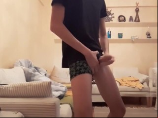 å¹´è½»çš„å¤§å…¬é¸¡